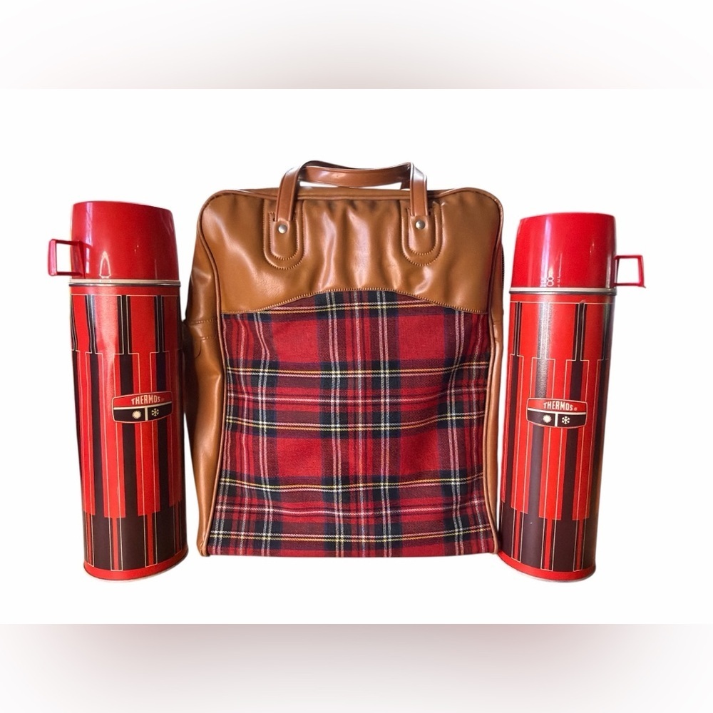 Vintage Thermos Red Mod Stripe Vacuum Bottles Picnic Tote Set USA – 1 Dented